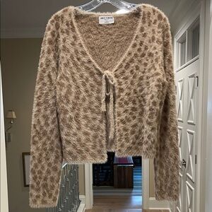 Fuzzy leopard Sweater with Tie Front(bw)